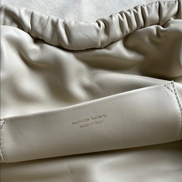 oversize cloud clutch With shoulder handle - Picture 3 of 5